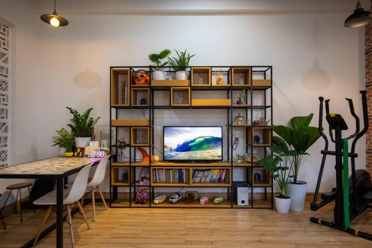 Vungtau Surf House - Hostel Surf Camp ブンタオ エクステリア 写真