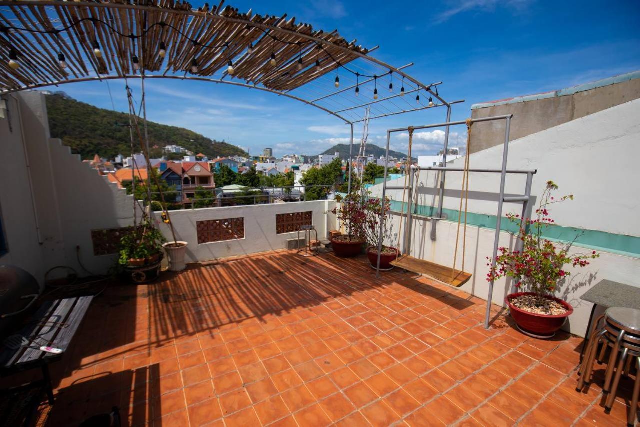 Vungtau Surf House - Hostel Surf Camp ブンタオ エクステリア 写真
