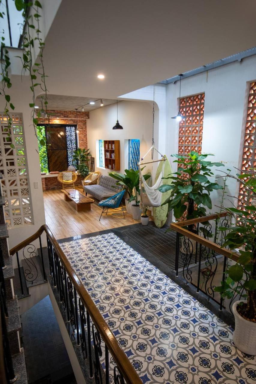 Vungtau Surf House - Hostel Surf Camp ブンタオ エクステリア 写真