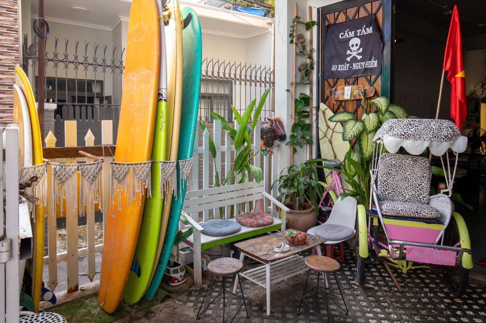 Vungtau Surf House - Hostel Surf Camp ブンタオ エクステリア 写真