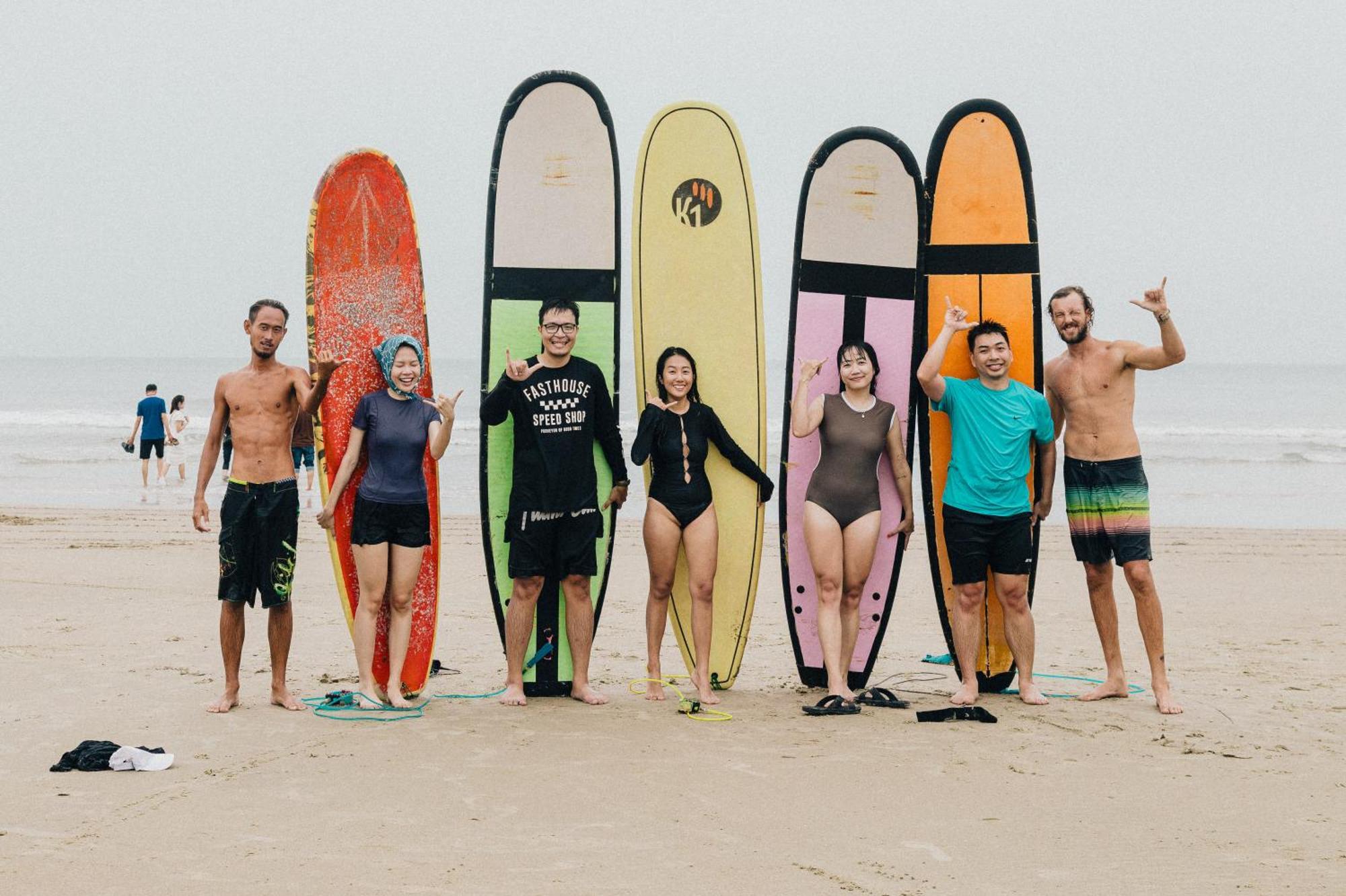 Vungtau Surf House - Hostel Surf Camp ブンタオ エクステリア 写真